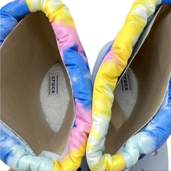 NWT Crocs Classic Lined Neo Puff Tie-Dye Boot Light Blue Women's Size 8 Unisex - Picture 7 of 11